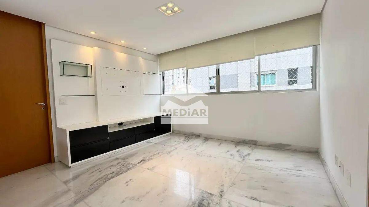 Apartamento, Funcionários, 3 Quartos, 2 Vagas, 2 Suítes