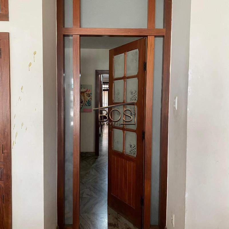 Casa, Santa Helena, 4 Quartos, 4 Vagas, 2 Suítes