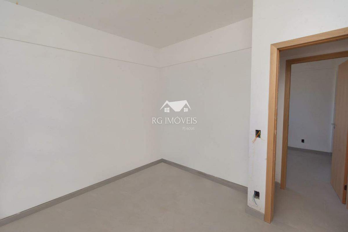 Apartamento, Barreiro, 3 Quartos, 2 Vagas, 1 Suíte