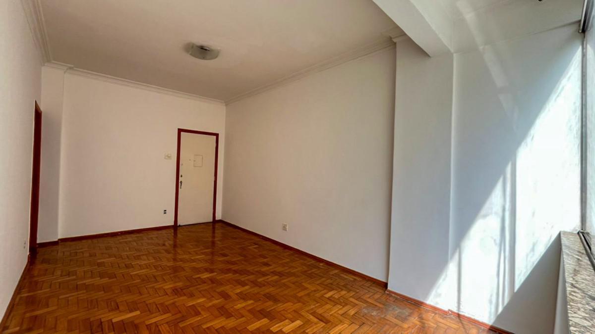 Apartamento, Centro, 3 Quartos, 0 Vaga, 1 Suíte
