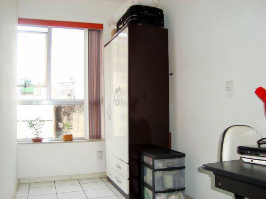 Apartamento, Centro, 2 Quartos, 0 Vaga