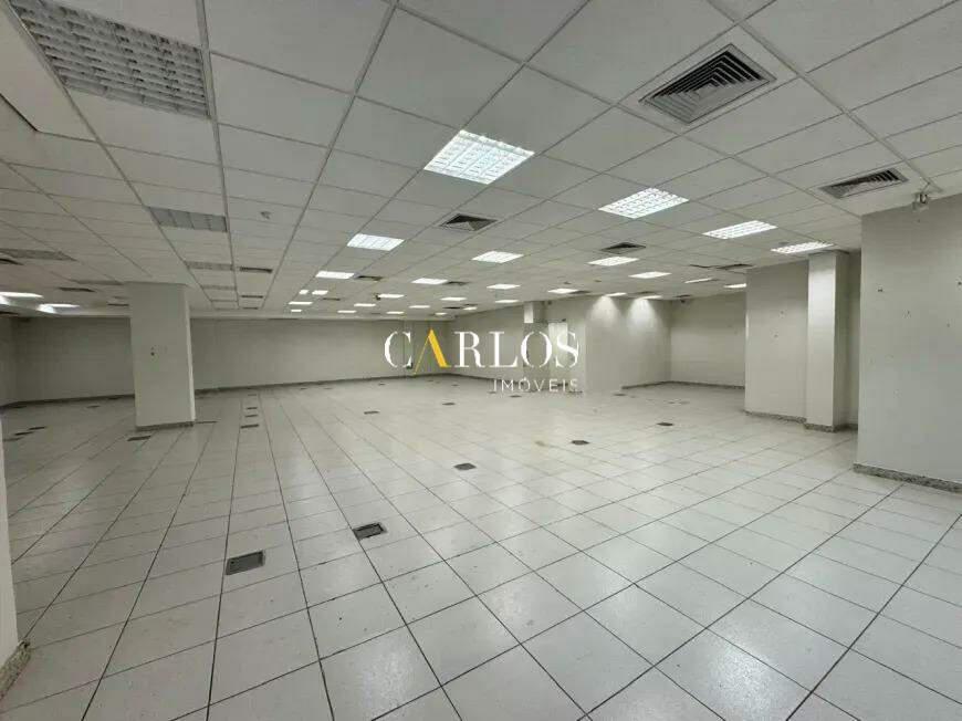 Loja, Estoril, 16 Vagas