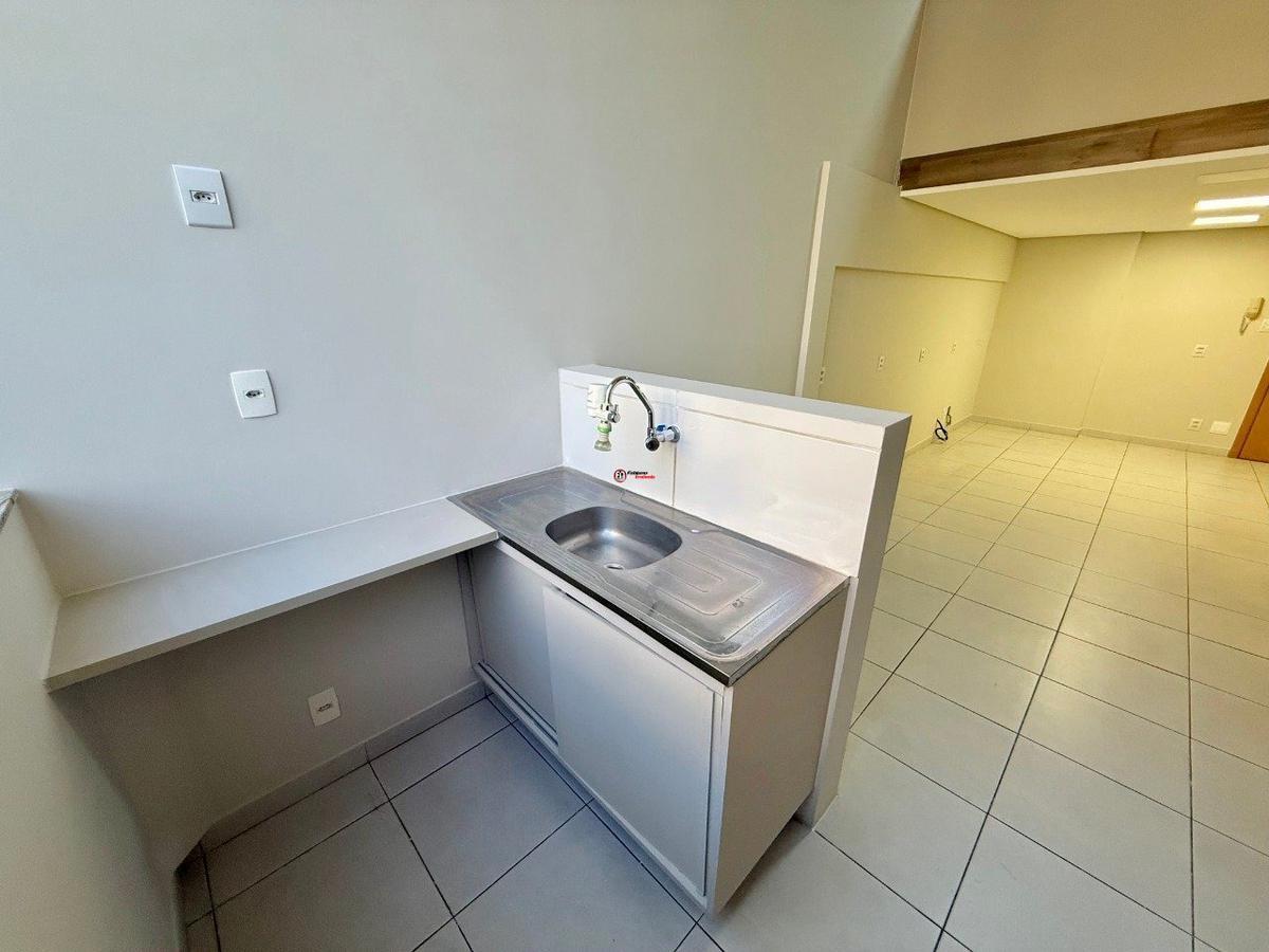 Sala, São José, 0 Quarto, 1 Vaga