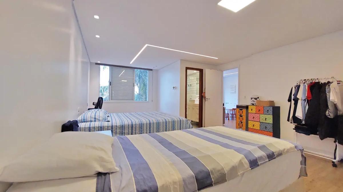 Casa, Comiteco, 5 Quartos, 3 Vagas, 4 Suítes