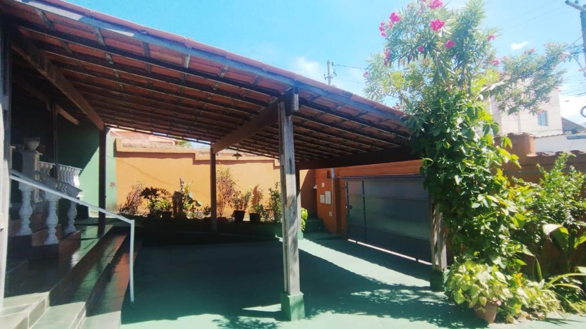 Casa, Solimões, 5 Quartos, 3 Vagas, 1 Suíte