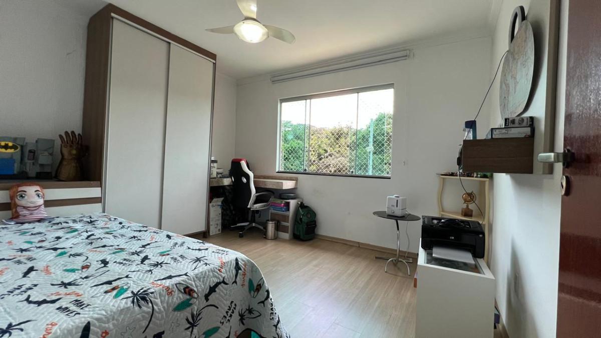 Casa, Guanabara, 3 Quartos, 2 Vagas, 1 Suíte