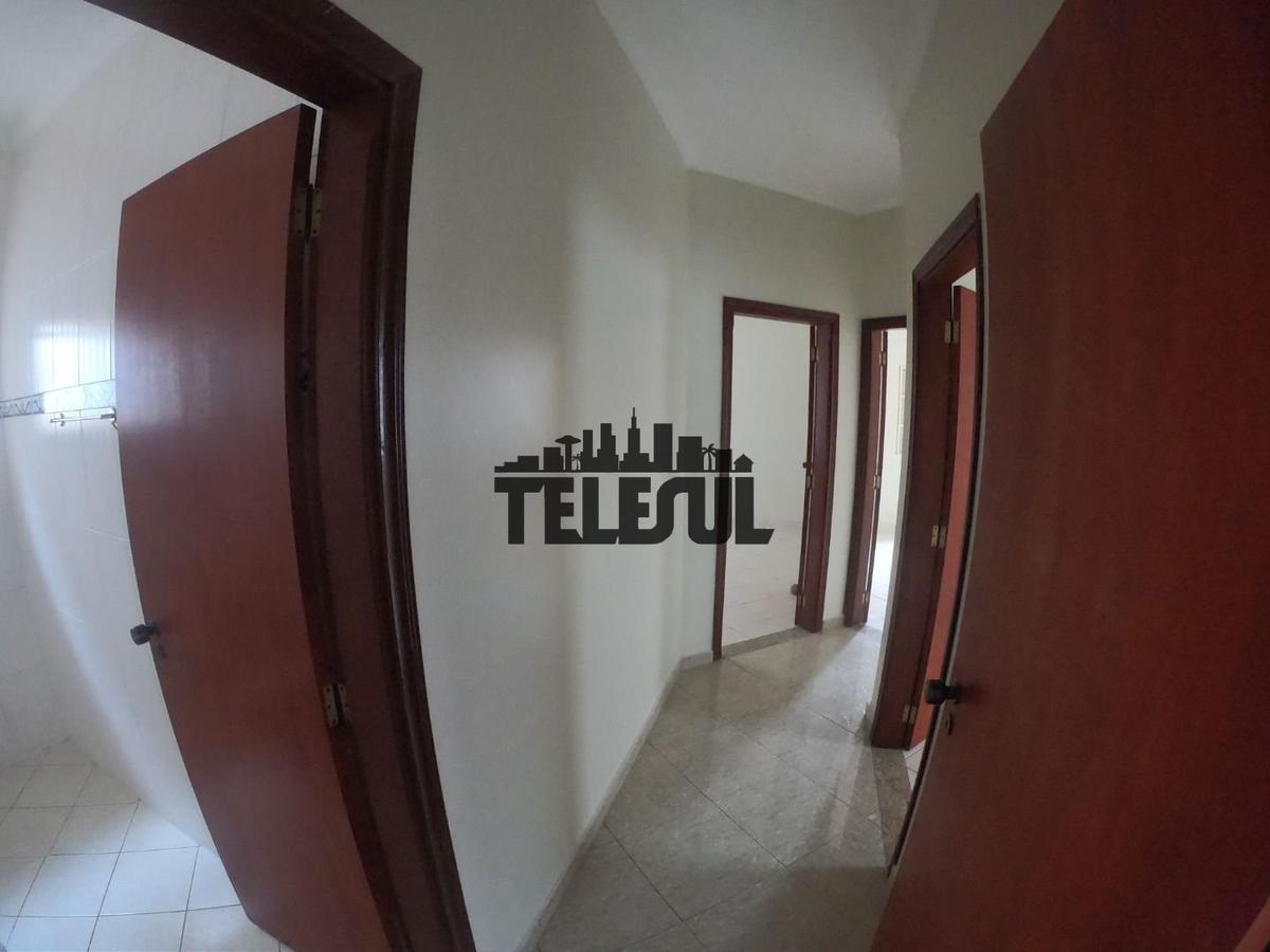 Casa, Jardim Ribeiro, 3 Quartos, 2 Vagas, 1 Suíte
