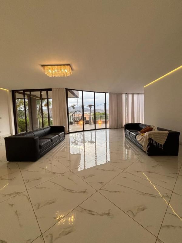 Casa, Alphaville - Lagoa dos Ingleses, 7 Quartos, 8 Vagas, 7 Suítes