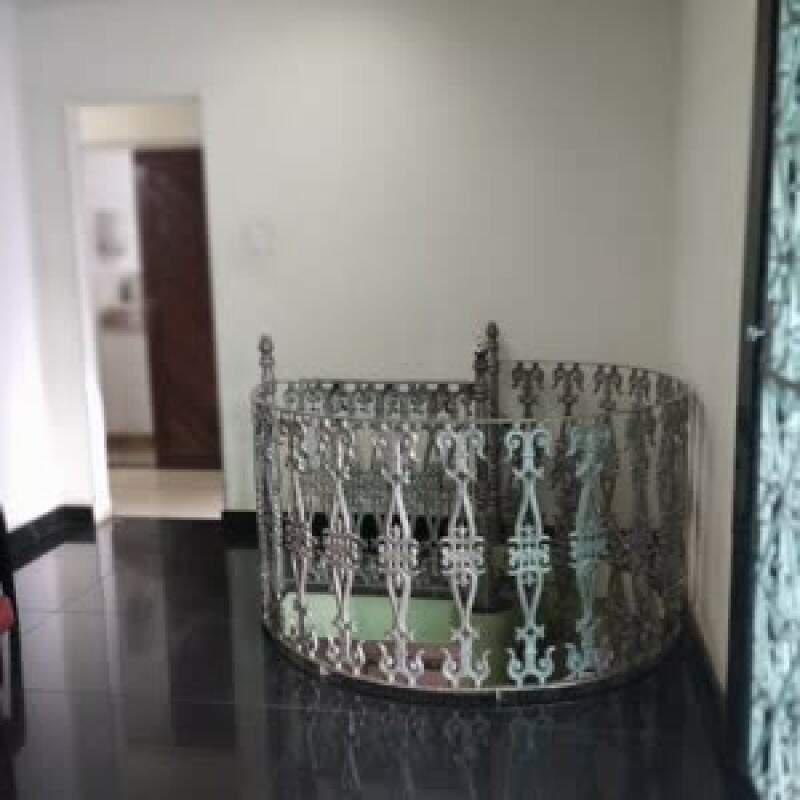 Casa Comercial, Calafate, 4 Quartos, 4 Vagas, 2 Suítes