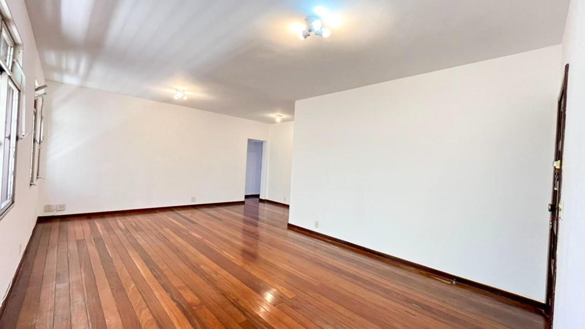 Apartamento, Vila Paris, 3 Quartos, 2 Vagas, 1 Suíte