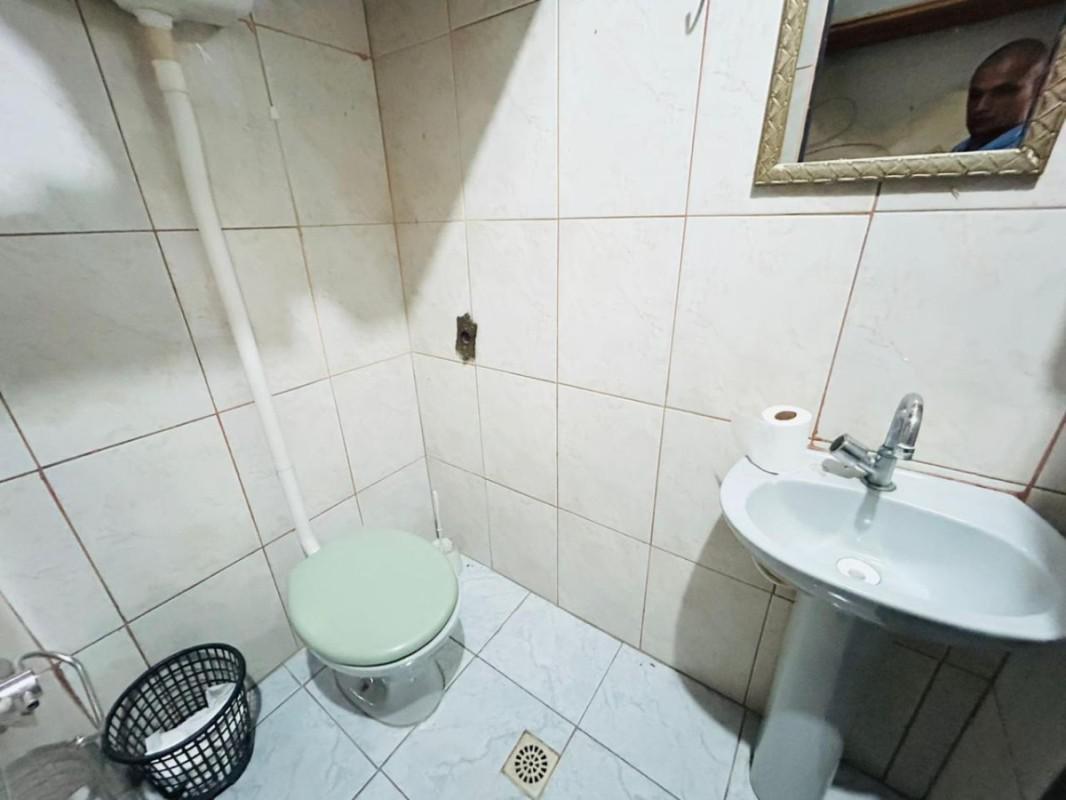 Casa Comercial, Jardim Leblon, 4 Quartos, 0 Vaga
