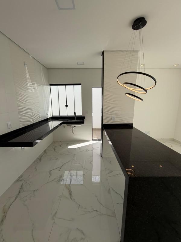 Casa, Novo Centro, 3 Quartos, 2 Vagas, 1 Suíte