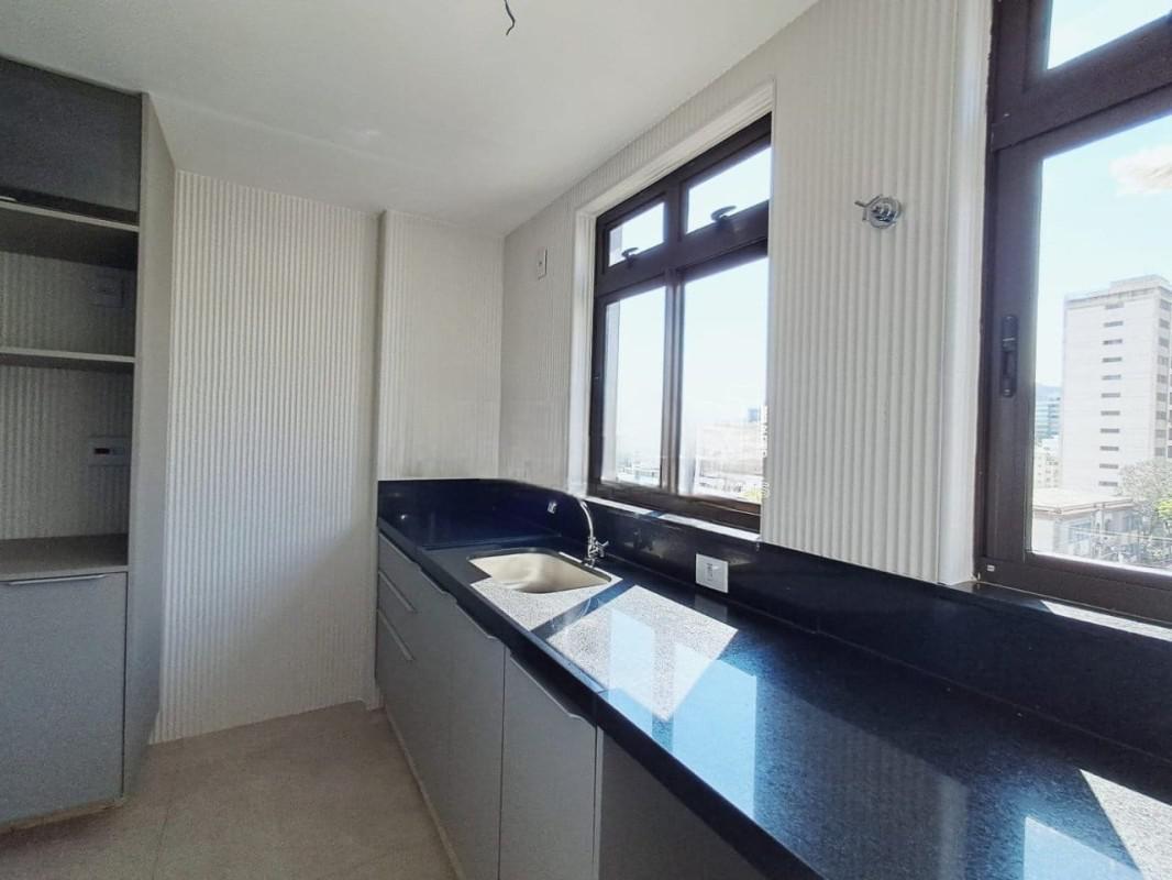 Apartamento, Sion, 2 Quartos, 3 Vagas, 1 Suíte