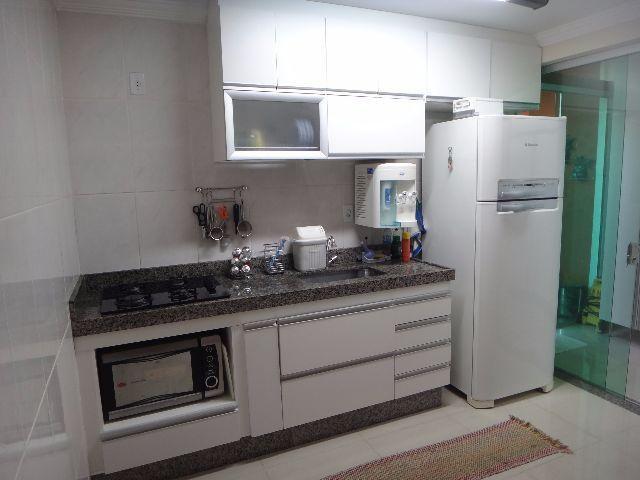 Casa, Europa, 3 Quartos, 2 Vagas, 1 Suíte