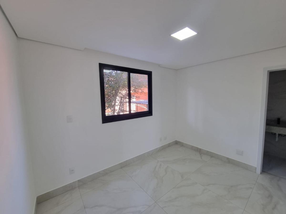 Casa, Planalto, 3 Quartos, 2 Vagas, 1 Suíte