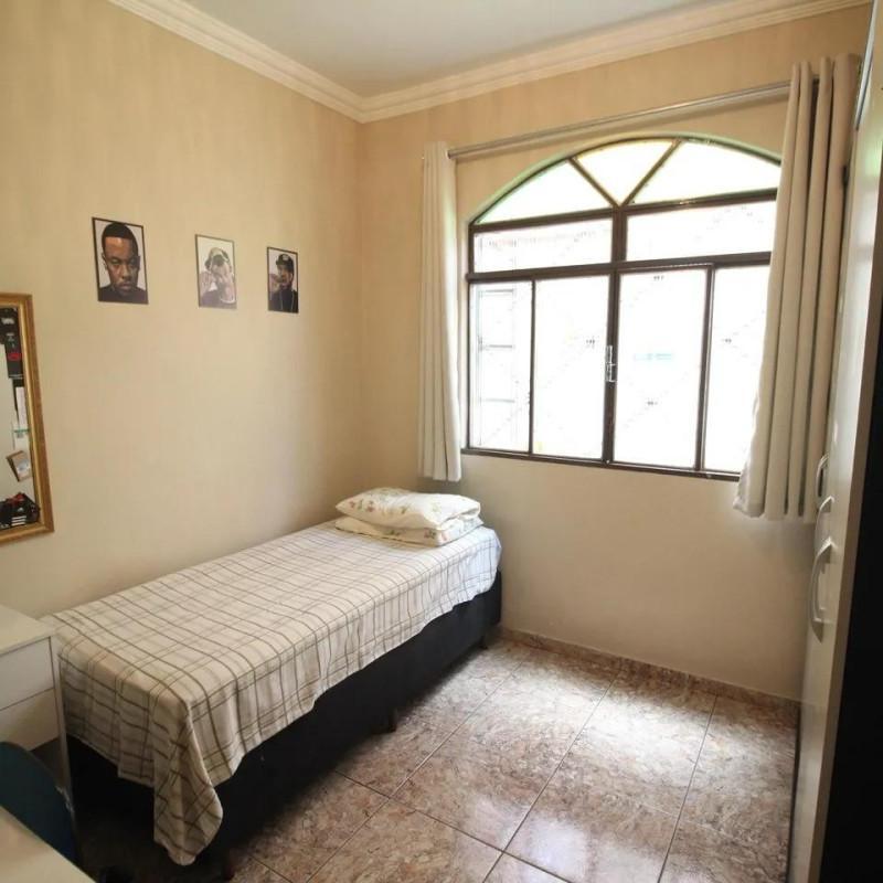 Casa, Tirol (barreiro), 4 Quartos, 4 Vagas, 1 Suíte
