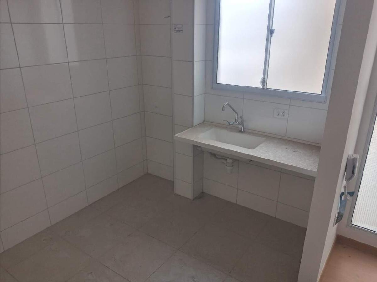 Apartamento, Três Barras, 2 Quartos, 1 Vaga