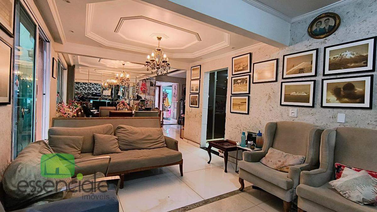 Casa, Novo Eldorado, 4 Quartos, 2 Vagas, 2 Suítes