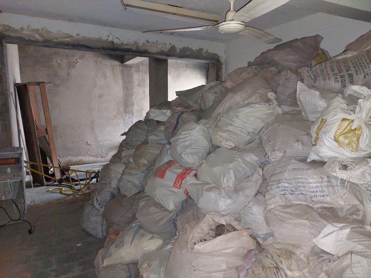 Prédio, Jardim América, 4 Quartos, 7 Vagas, 2 Suítes