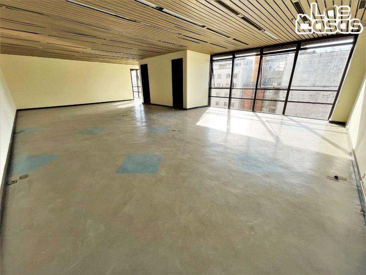Sala, Centro, 0 Quarto, 10 Vagas