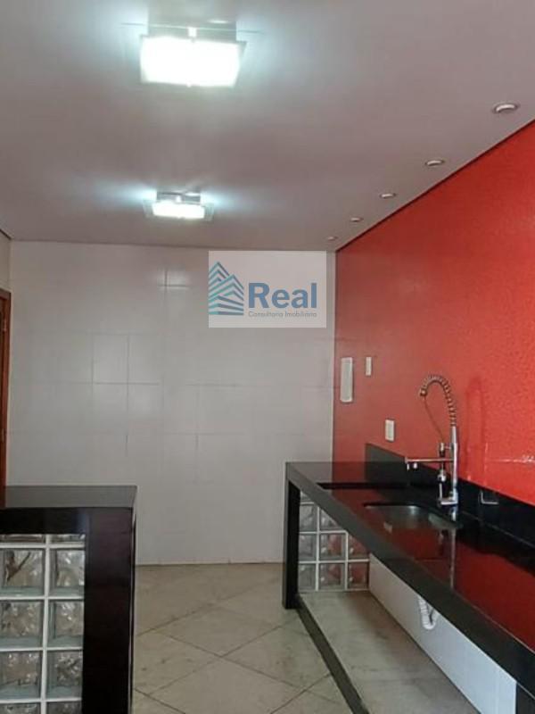 Casa, Trevo, 4 Quartos, 3 Vagas, 2 Suítes