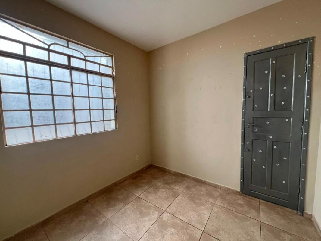 Apartamento, Sagrada Família, 2 Quartos, 1 Vaga