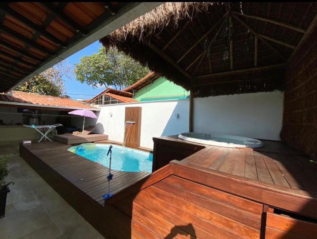 Casa, Planalto, 4 Quartos, 5 Vagas, 2 Suítes