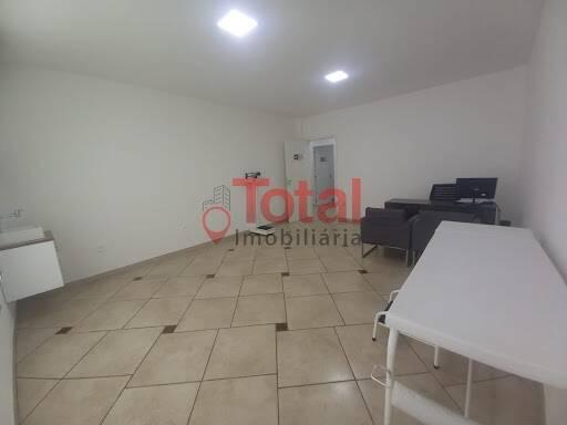 Sala, Surinan, 0 Quarto, 0 Vaga