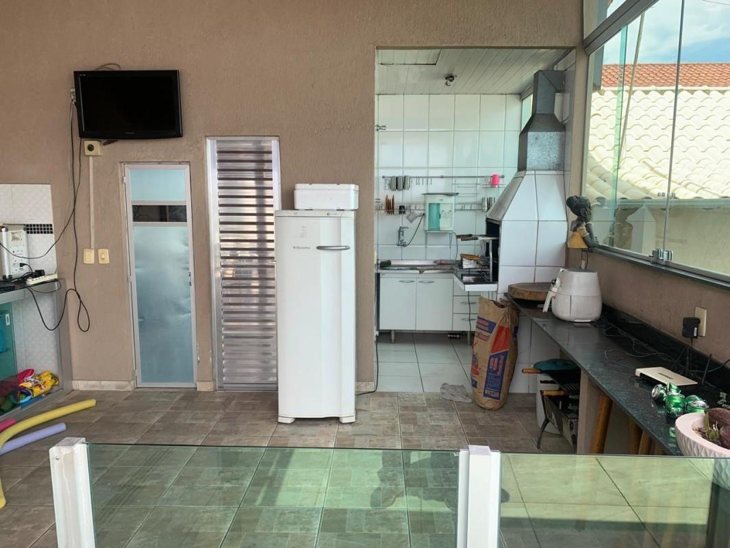 Casa, Jardim Pérola, 4 Quartos, 6 Vagas, 1 Suíte