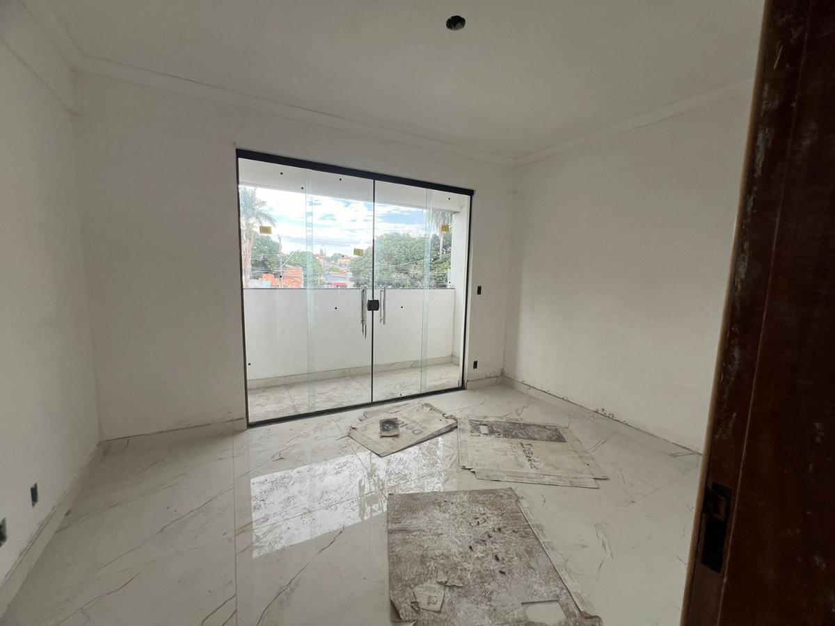 Casa, Santa Amélia, 3 Quartos, 2 Vagas, 1 Suíte