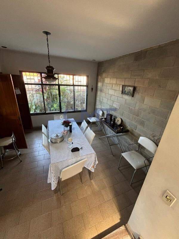 Casa, Sagrada Família, 5 Quartos, 3 Vagas, 2 Suítes