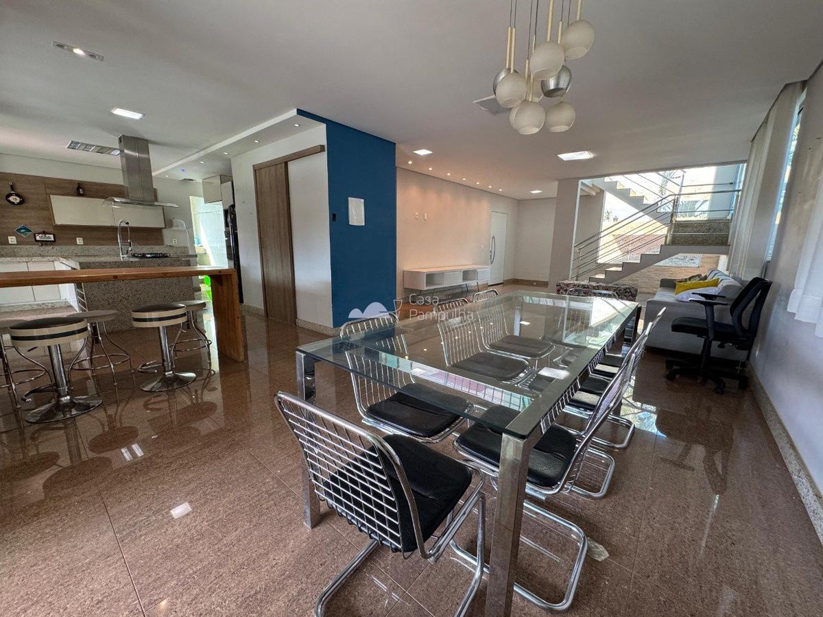 Casa, Condomínio Champagne, 4 Quartos, 0 Vaga, 1 Suíte