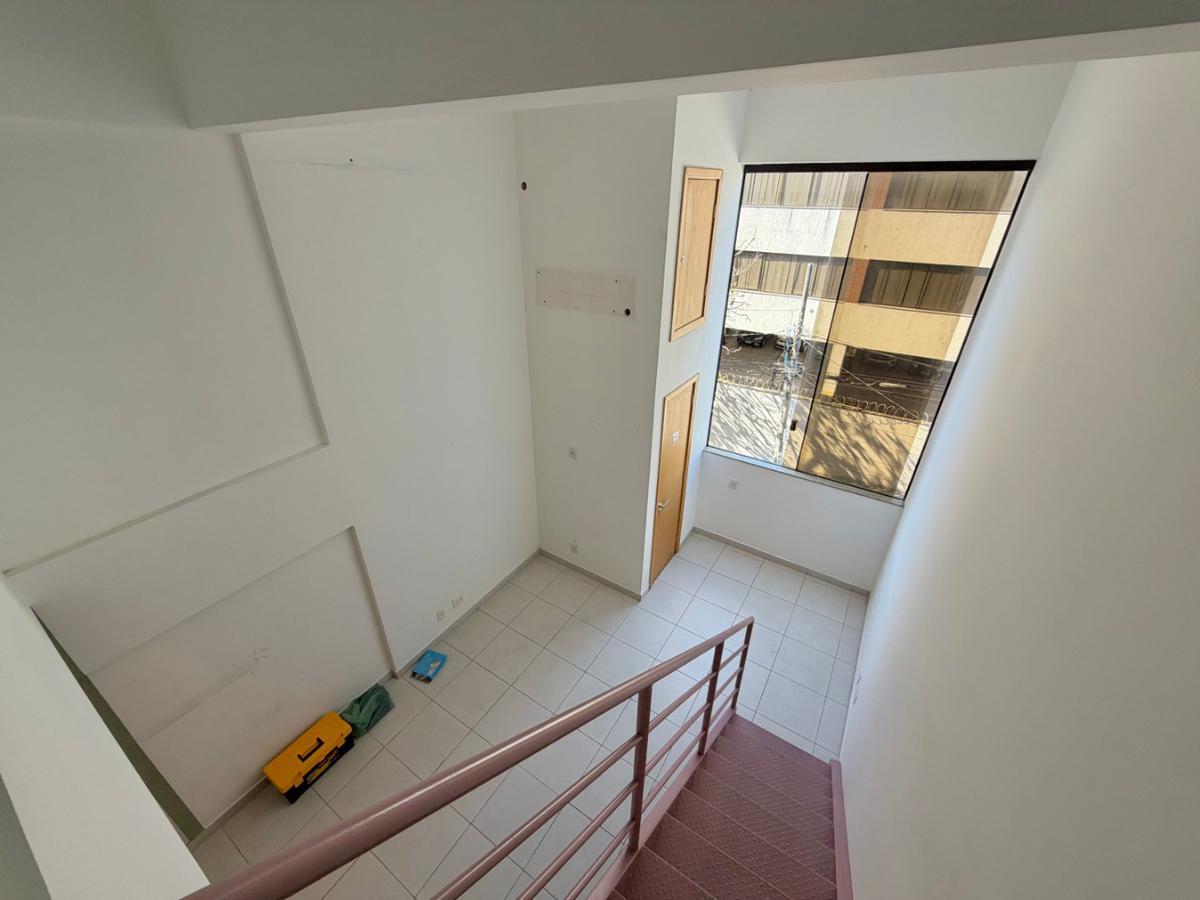 Sala, São José, 0 Quarto, 1 Vaga