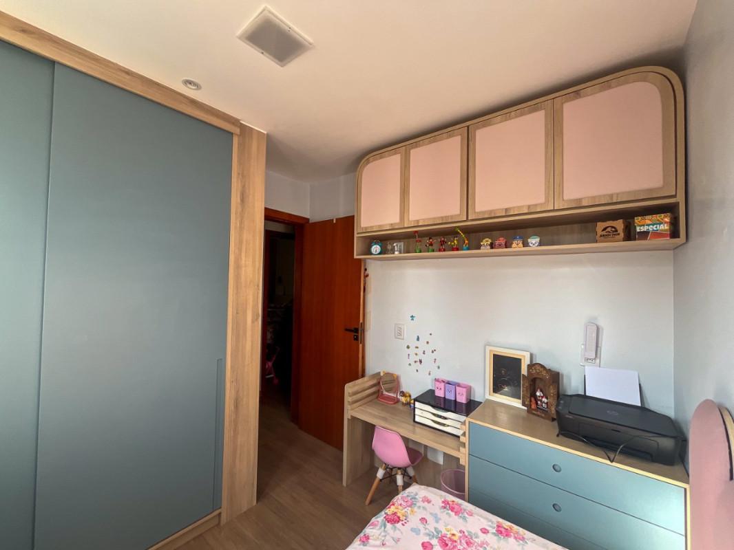 Apartamento, Sagrada Família, 3 Quartos, 3 Vagas, 1 Suíte
