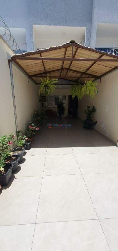 Casa, Quitandinha, 3 Quartos, 1 Vaga, 1 Suíte