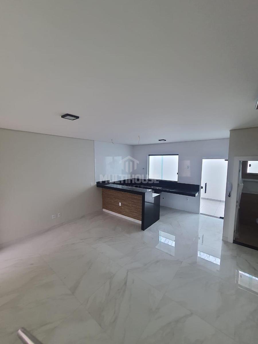 Casa, Jardim Leblon, 3 Quartos, 0 Vaga, 1 Suíte