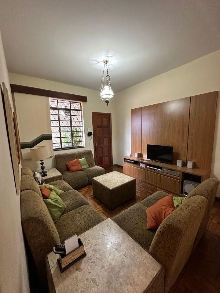 Casa, Cachoeirinha, 3 Quartos, 4 Vagas, 1 Suíte