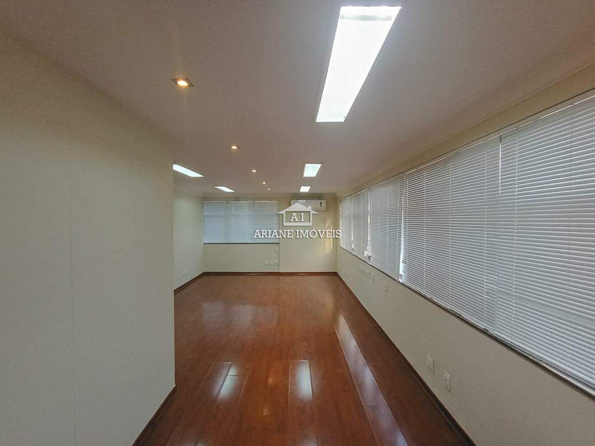 Sala, Santa Efigênia, 0 Quarto, 3 Vagas