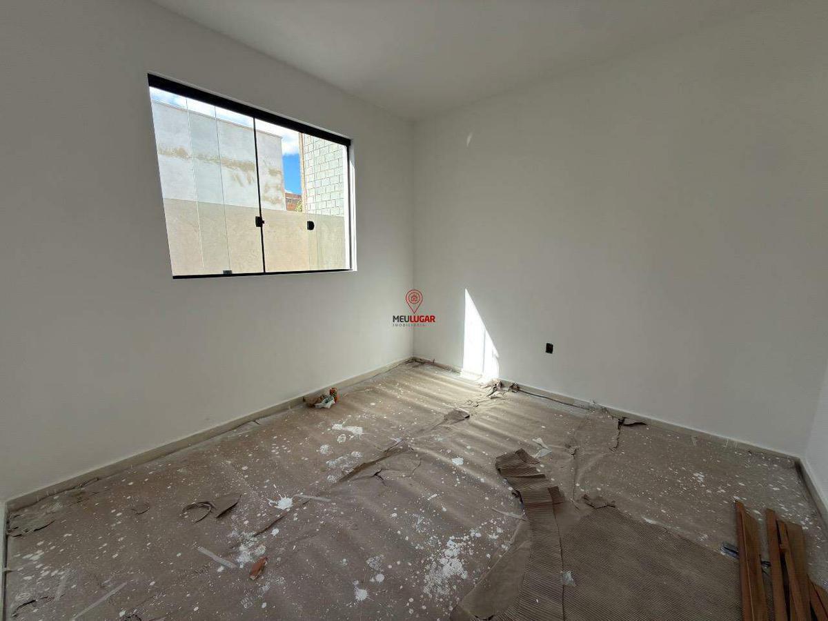 Casa, Novo Barreirinho, 2 Quartos, 2 Vagas