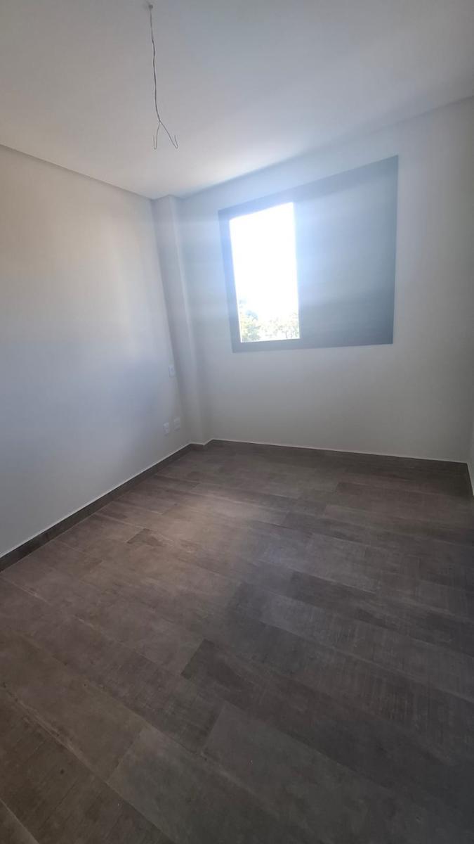 Apartamento, Jaraguá, 4 Quartos, 3 Vagas, 1 Suíte