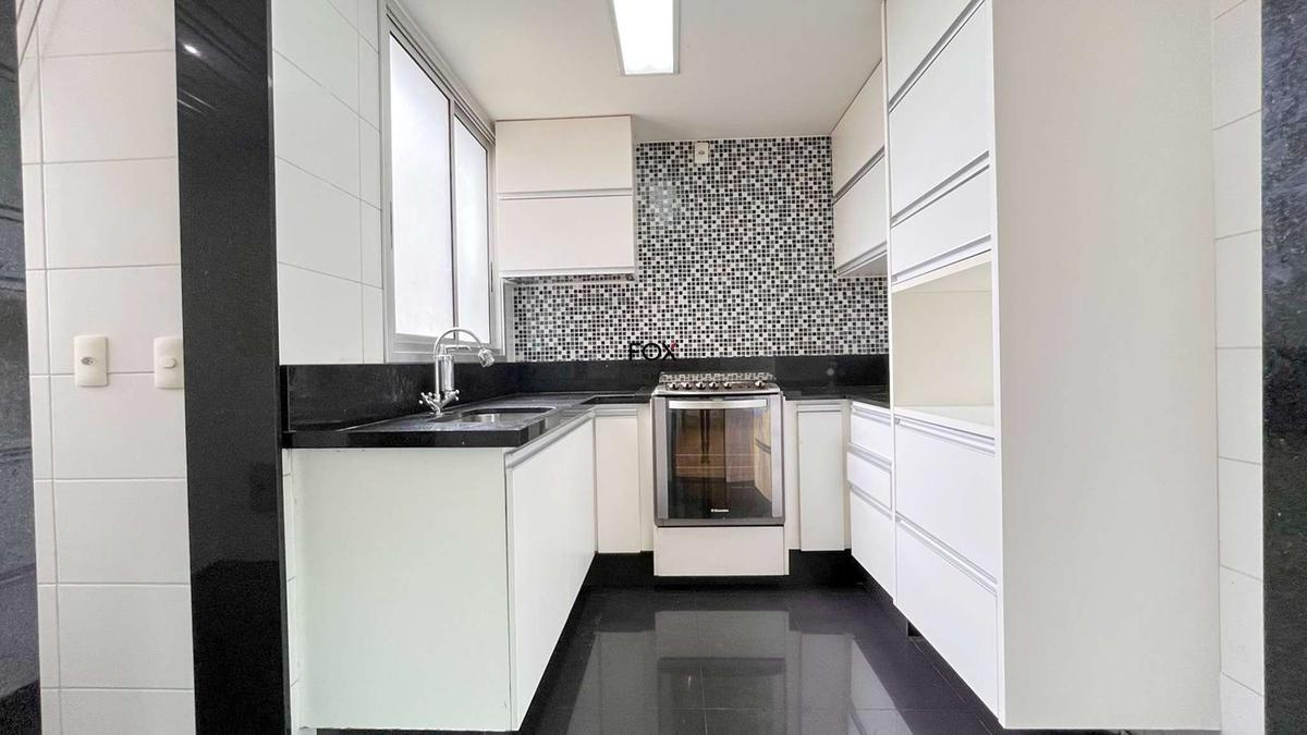 Apartamento, Estoril, 3 Quartos, 2 Vagas, 1 Suíte