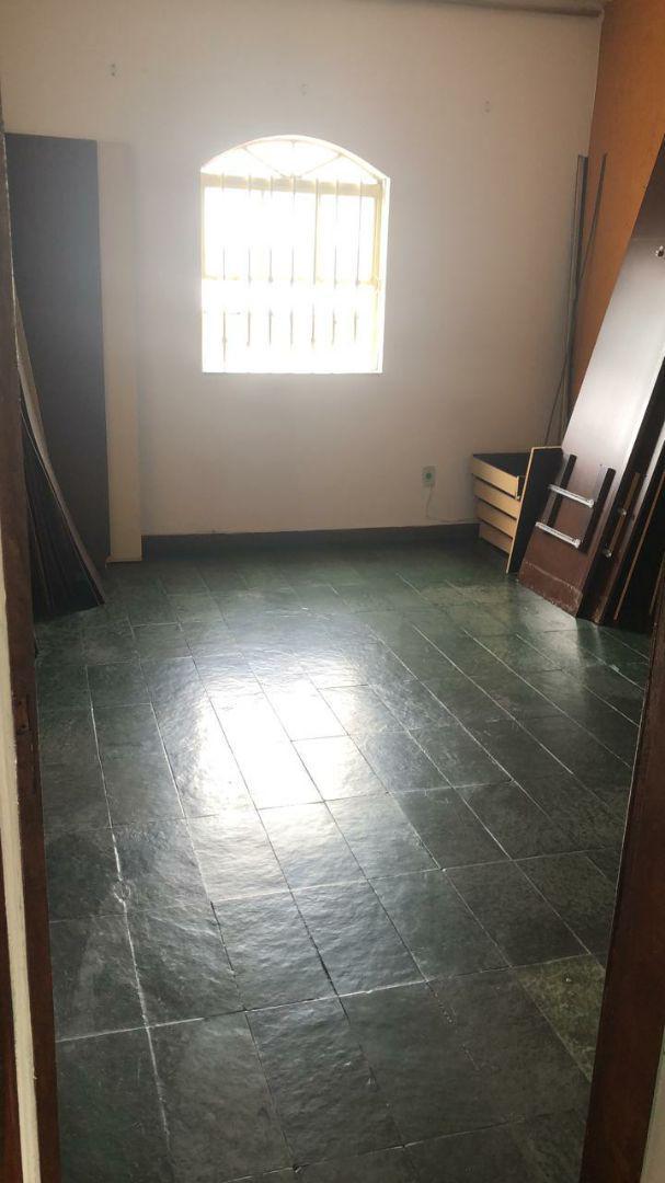 Casa, Novo Glória, 5 Quartos, 4 Vagas, 1 Suíte
