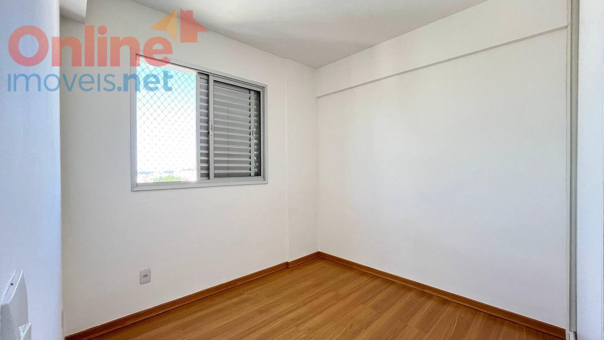 Apartamento, Estoril, 3 Quartos, 0 Vaga, 1 Suíte