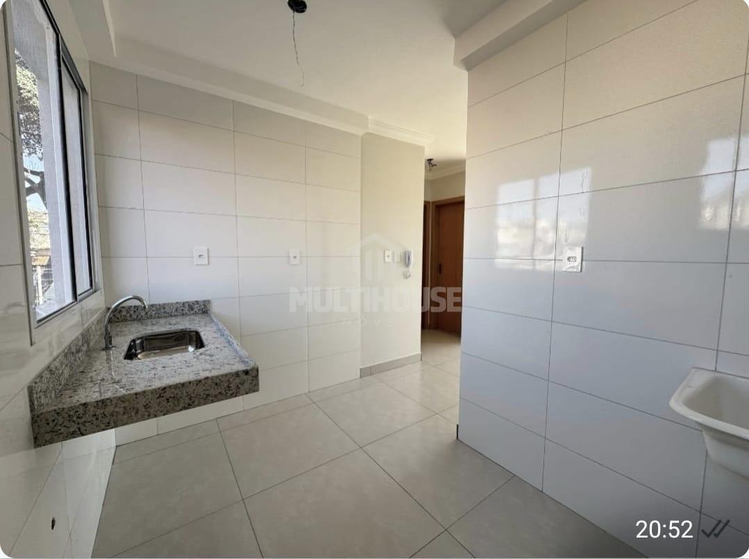 Apartamento, Santa Mônica, 2 Quartos, 1 Vaga