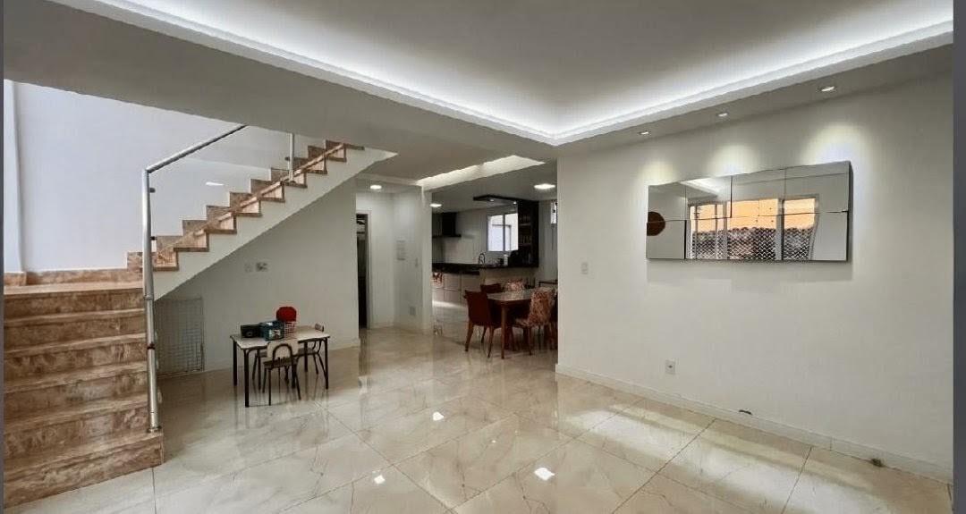 Casa, Santa Inês, 3 Quartos, 2 Vagas, 1 Suíte
