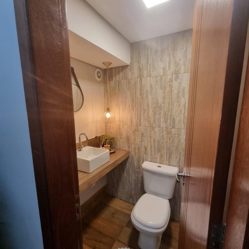 Casa, Tirol, 4 Quartos, 2 Vagas, 1 Suíte