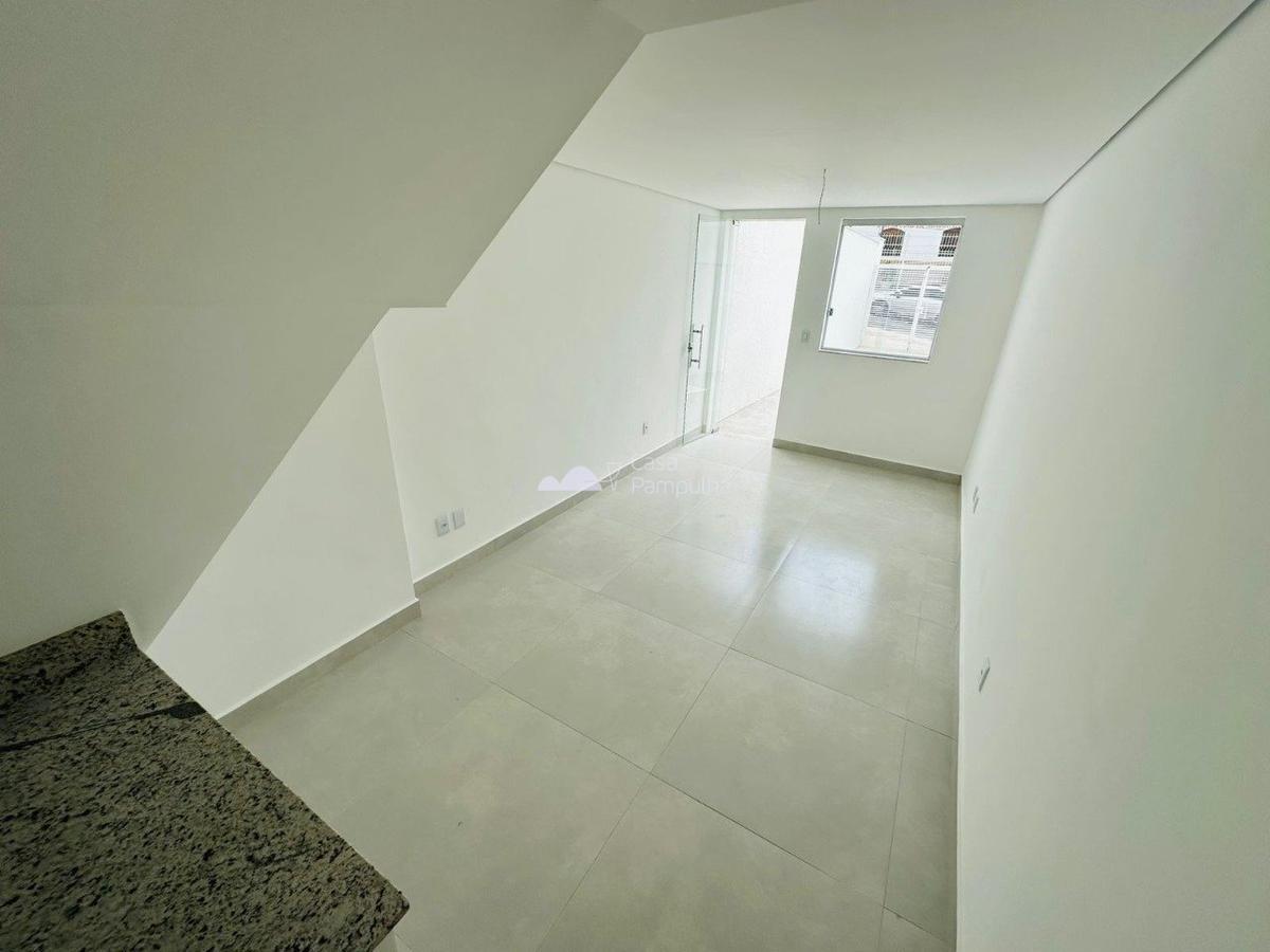 Casa, Jardim Leblon, 2 Quartos, 2 Vagas