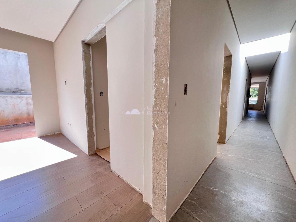 Casa, Trevo, 4 Quartos, 3 Vagas, 3 Suítes