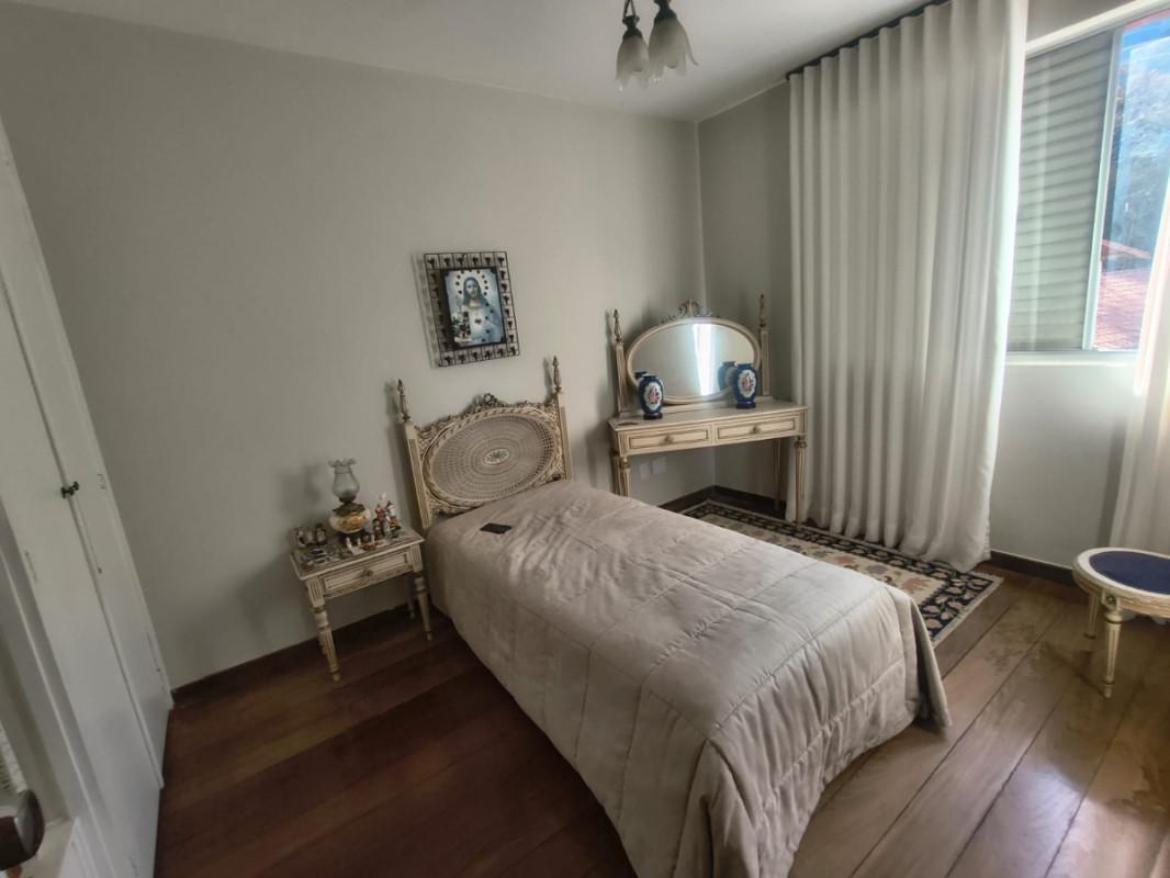 Apartamento, Vila Paris, 3 Quartos, 2 Vagas, 1 Suíte