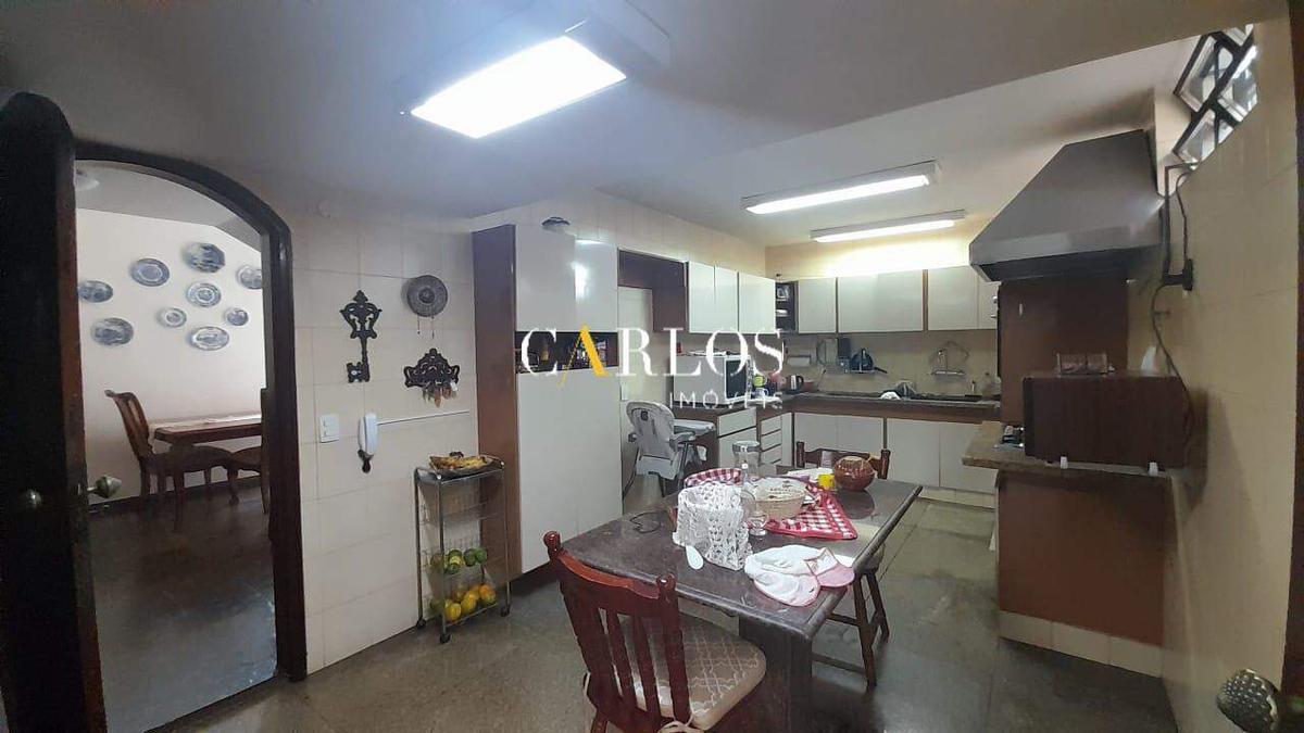 Casa Comercial, Vila Paris, 4 Quartos, 3 Vagas, 1 Suíte